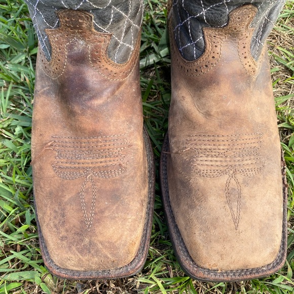 Twisted X Cowboy Boots. - Picture 2 of 6